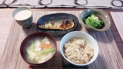 朝食の焼き魚